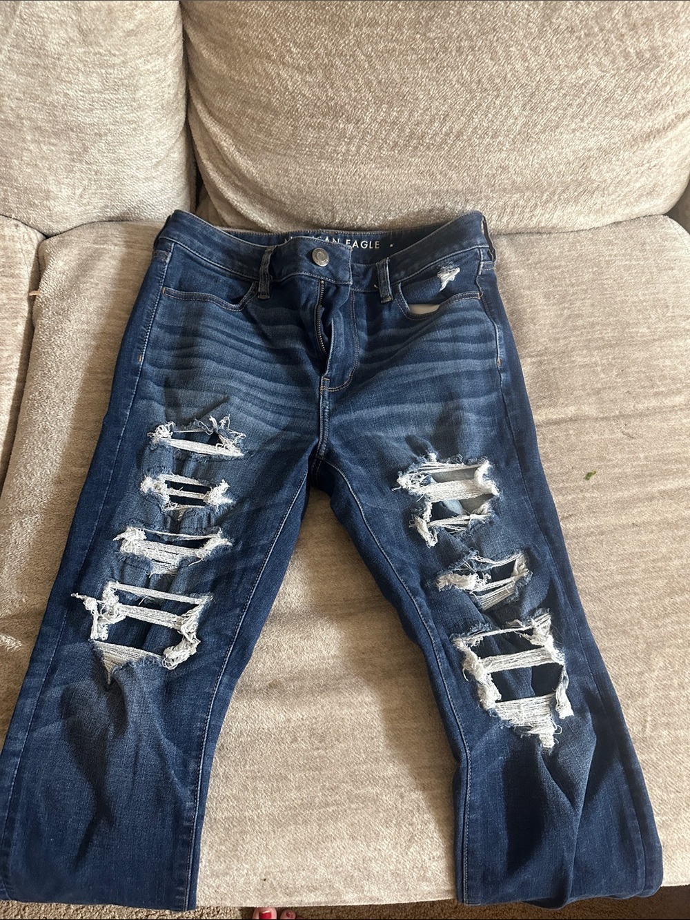 American Eagle Outfitters Women's Dark Blue Ripped Skinny Jeans size 10